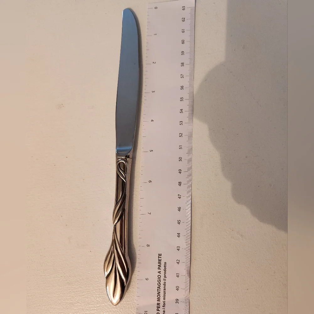 8 Oneida Eden knives